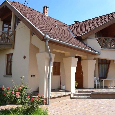 Apartment Balatonlelle 6 Eksteriør billede
